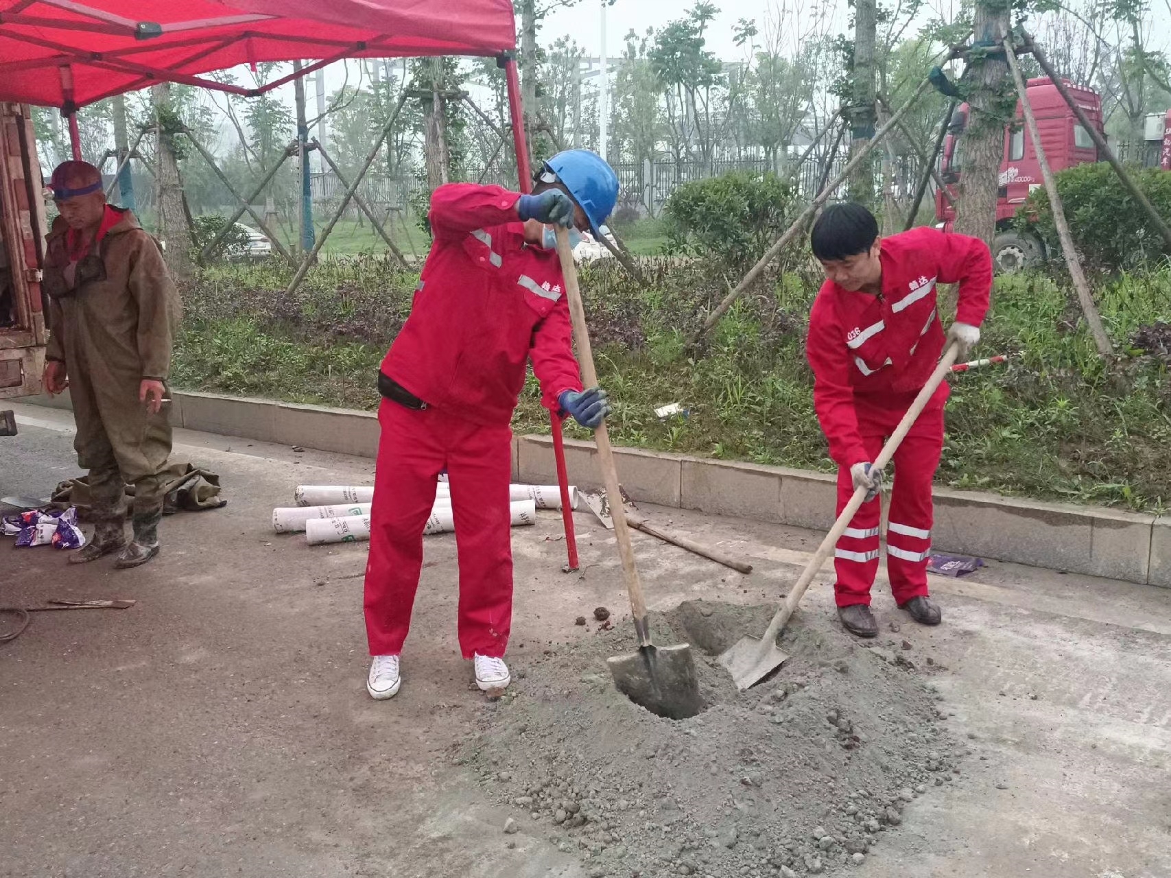 赤壁管道疏通哪家好】及时进行市政管道清淤