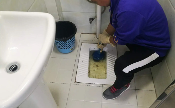 赤壁疏通蹲坑